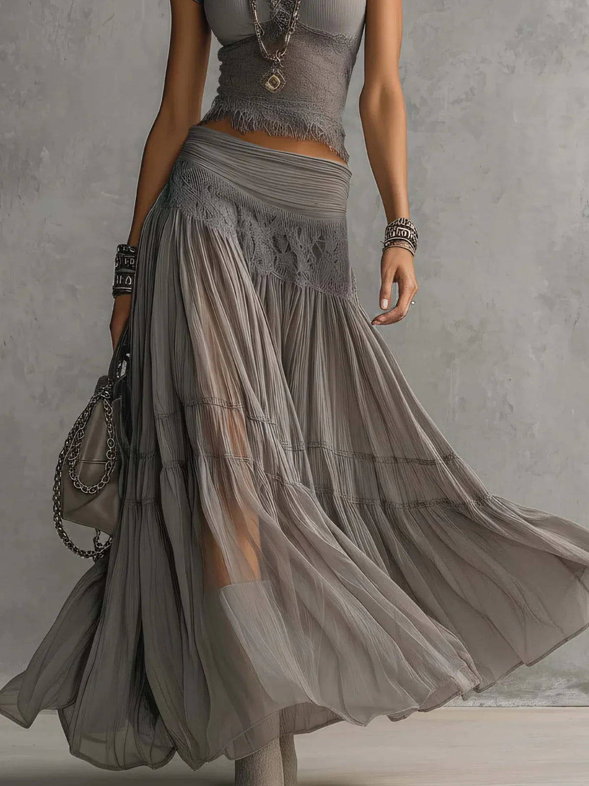 Conjunto de Top Gris de Encaje Transparente y Falda Maxi Plisada