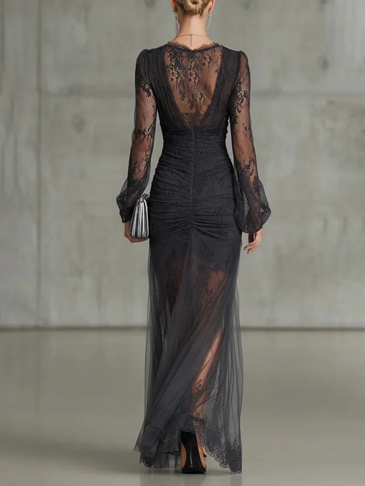 Vestido Maxi Largo Gris Oscuro de Encaje con Manga Larga y Abertura