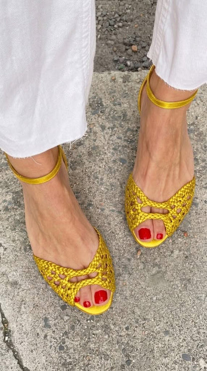 Isadora Eleganta Flätade Sandaler