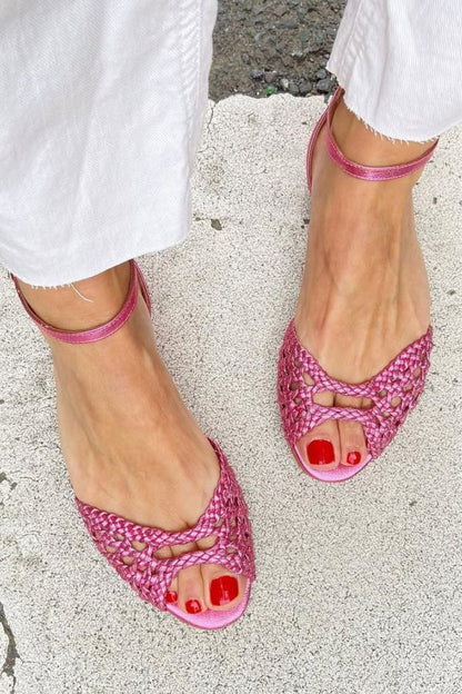 Isadora Eleganta Flätade Sandaler