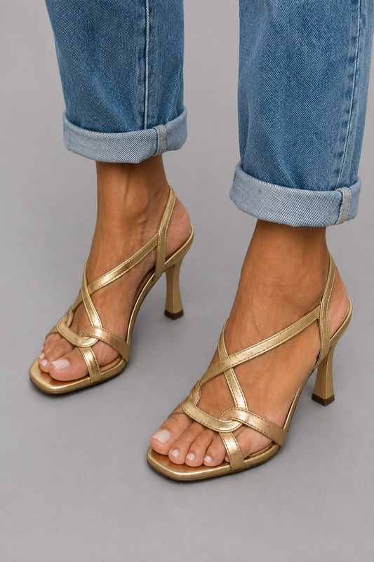 Elisabetta Eleganta Gyllene Sommarsandaler