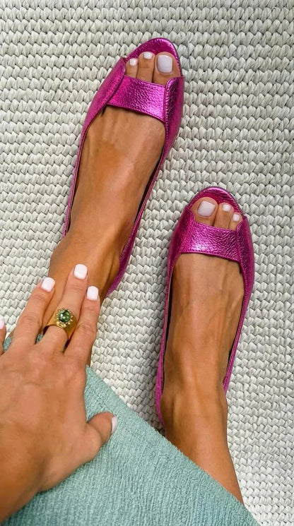 Adelina Eleganta och Bekväma Sandaler