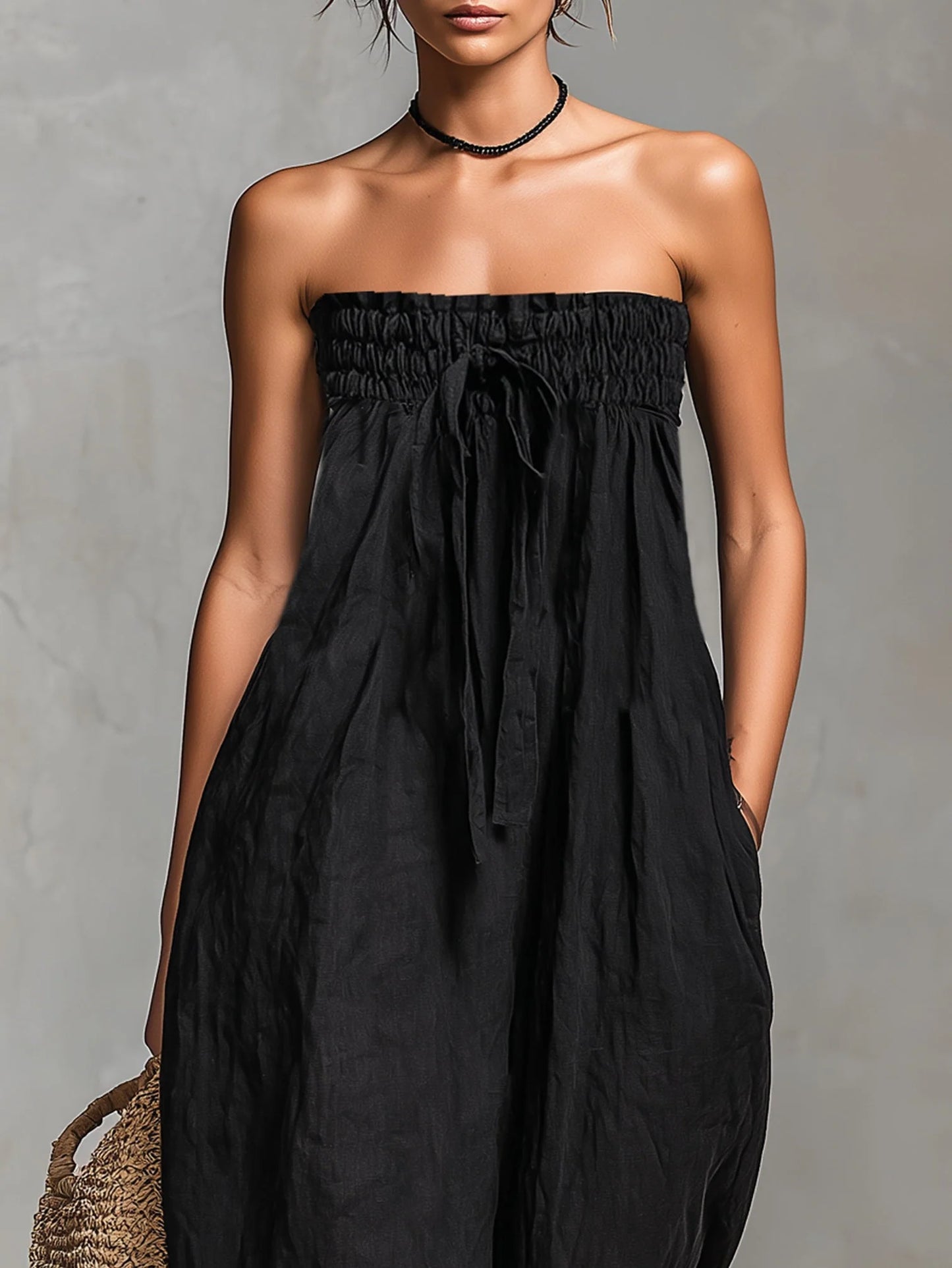 Nina Elegant Axelbandslös Jumpsuit
