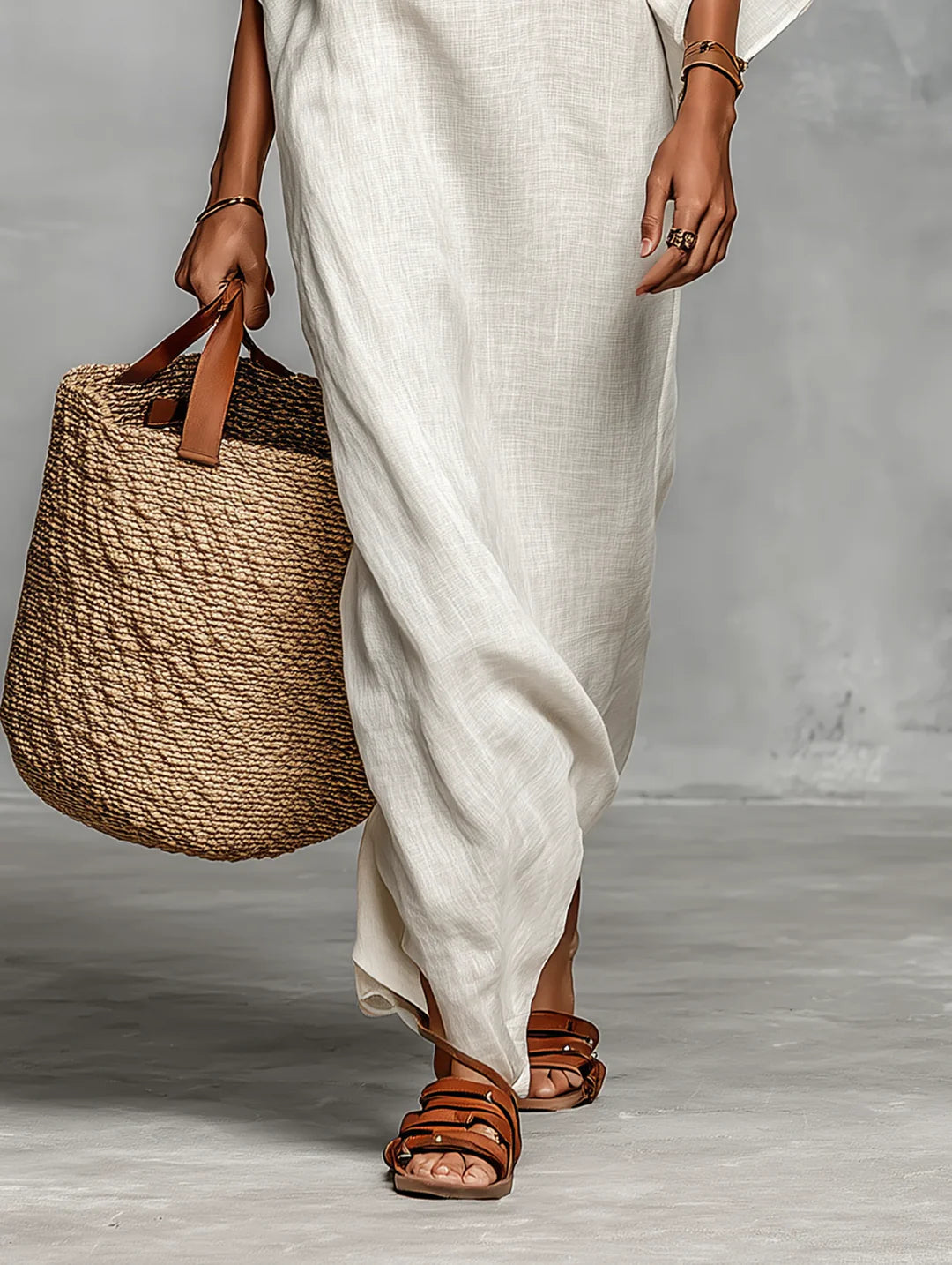 Aveline Maxiklänning Med Off-Shoulder Design Och Fladdermusärmar