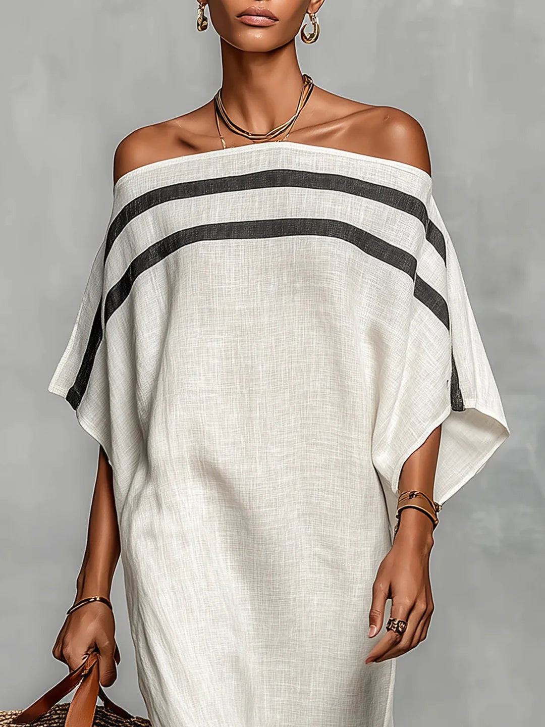Aveline Maxiklänning Med Off-Shoulder Design Och Fladdermusärmar